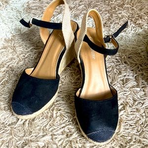 Size 7 black suede espadrilles. Some scuff of suede on L shoe as shown.